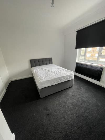 Beautiful Double Room East Croydon Main Photo