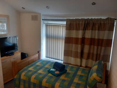 Cosy and central single ensuite room in Blackpool  Main Photo