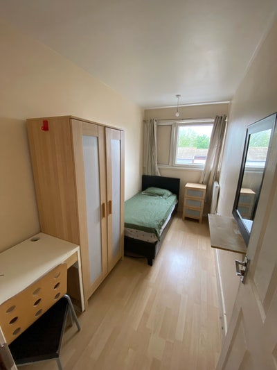 Amazing single room in Roehampton  Main Photo