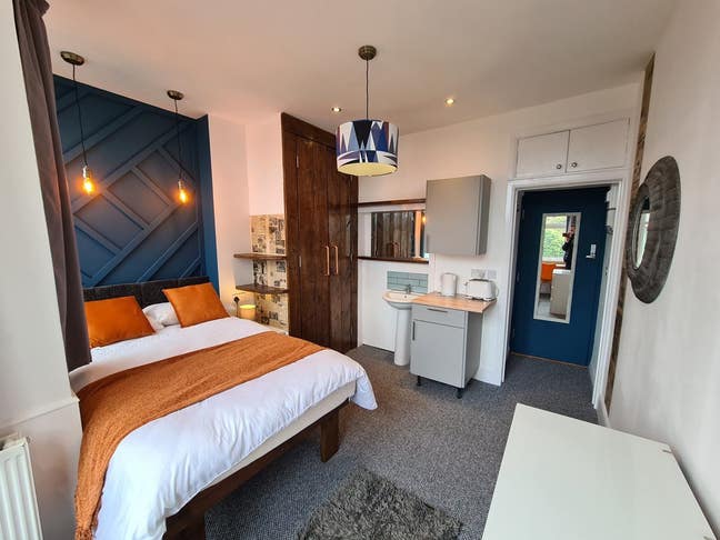 New Furbished Double Room  Main Photo