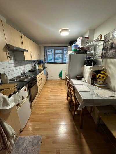 Large Double Ensuite Room! Main Photo