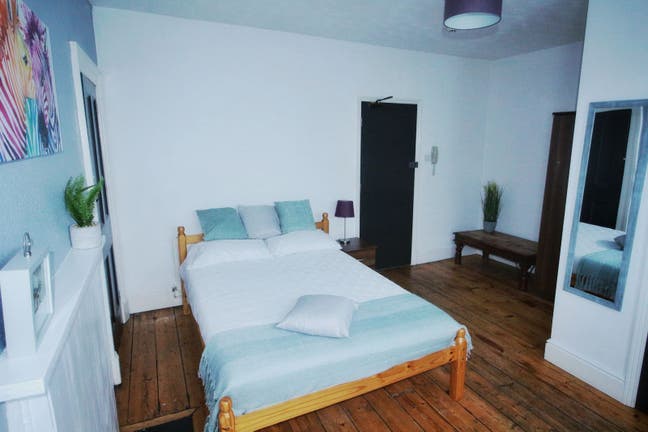  Stylish Double En-Suite..!! &pound;1 for 2Nd Month Rent Main Photo