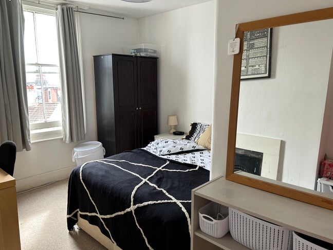 Double room in a Maisonette in Seven Dials Main Photo