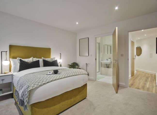 Spacious 2B2B High Rise Apartment from June !! Main Photo