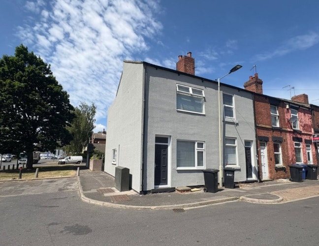 King sized room available - Mexborough House  Main Photo