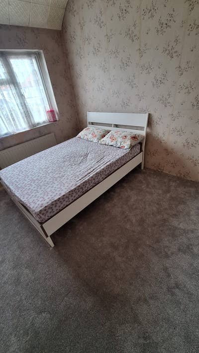  Double Room Available – RM8 3BS Main Photo