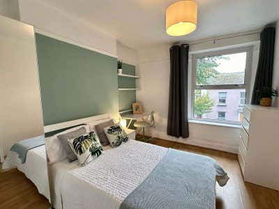 Double Rooms | Furnished | Falmouth Main Photo