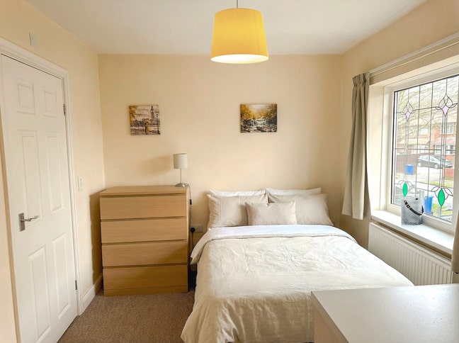 Ensuite rooms in Woodlands  Main Photo