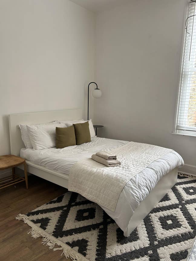 1 bedroom in stylish North London maisonette Main Photo