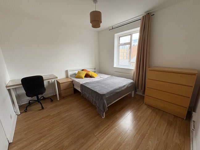 Great Cozy Rooms Near Canary Main Photo