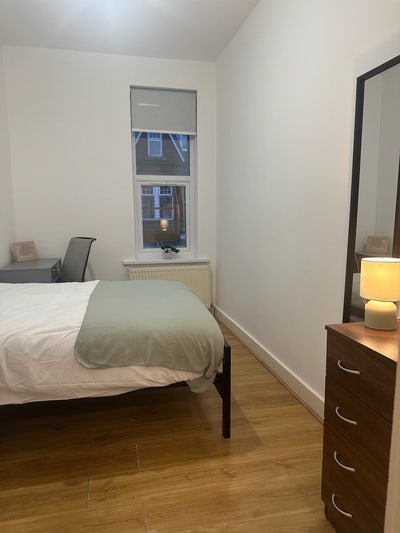     🏠 Spacious Rooms – Bills Inc, Fast WiFi Main Photo