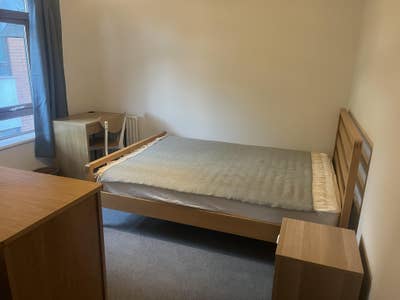 Furnished Double Room - High Barnet Main Photo