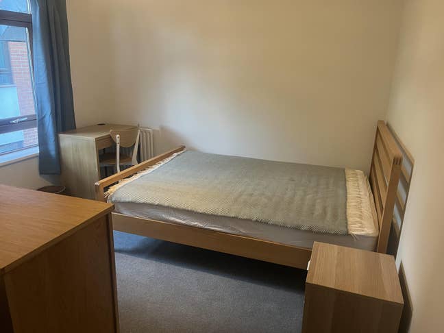 Furnished Double Room - High Barnet Main Photo
