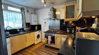 Single room on Old Kent Road S. Bermondsey  Main Photo