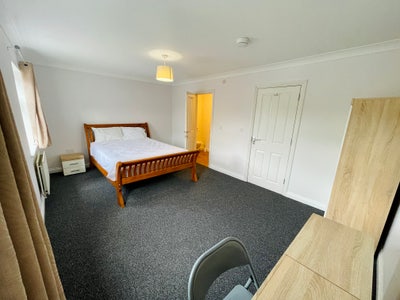 ⭐️Fletton - Two Bright & Spacious Double Rooms⭐️ Main Photo