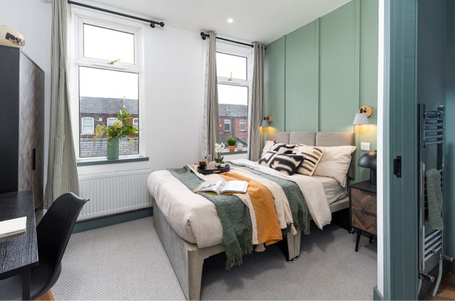 Spacious New Rooms | Ensuites | All Bills Inc Main Photo