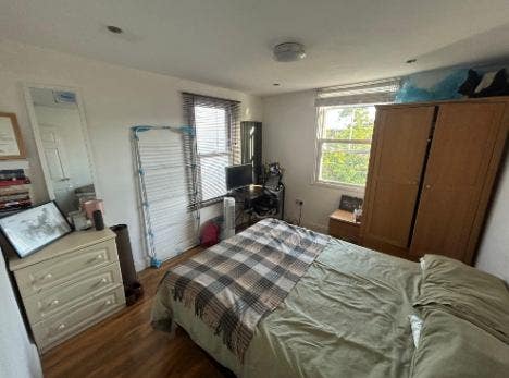 🏡 Spacious Double Room Available in SW17 8AF Main Photo