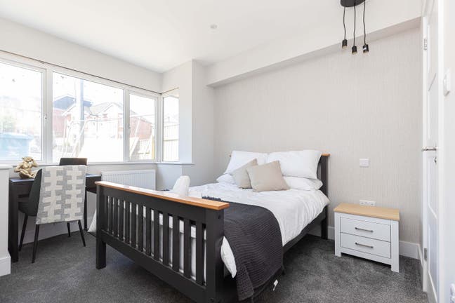 50% Off 1st Month! - Modern En-Suites - BH12 Main Photo