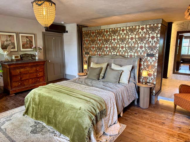 Boutique Luxury Living in Cowfold | Ensuite Double Main Photo