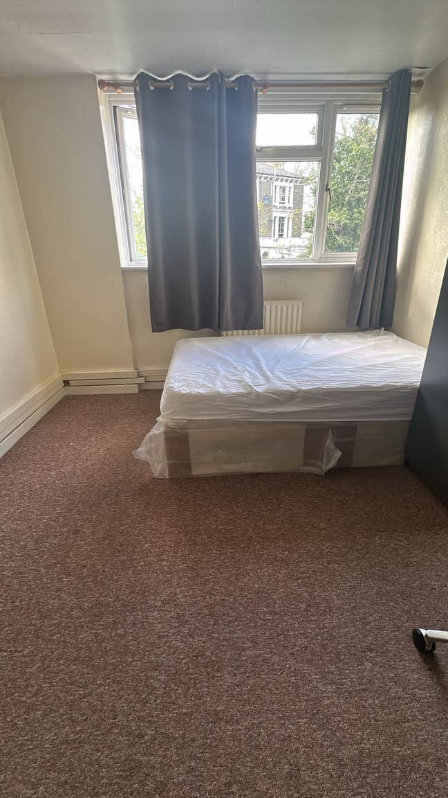 Double Room Available Now– SW9 – Bills Inc. &pound;850 Main Photo