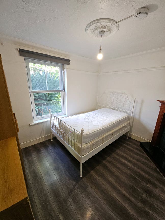 Double Room Available in Grays RM17 Main Photo