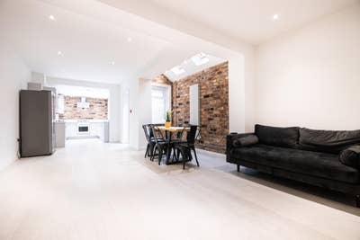 Looking for a 7th tenant for our student house  Main Photo