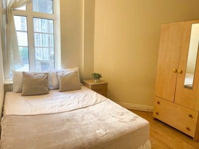 ✨ Cozy Double Room in Central London! 🏡 Main Photo