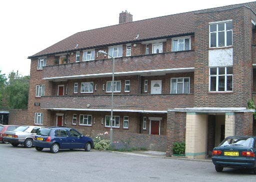 Affordable Double Room in the Quite AREA  Main Photo