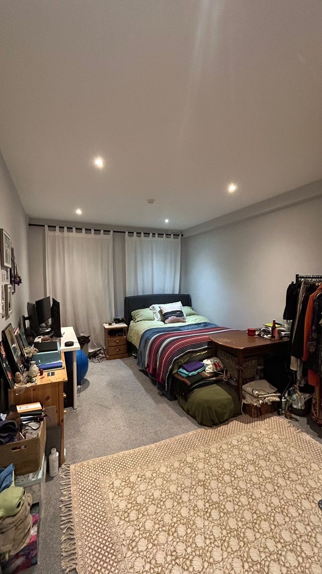 Spacious Double Room in Greenwich  Main Photo