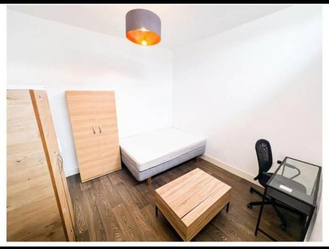 🏡 Double Room Available in Ilford IG3 9RY Main Photo