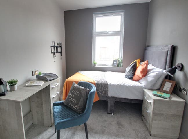 ✨ All-Inclusive Rooms Available – NOW 630pcm Main Photo