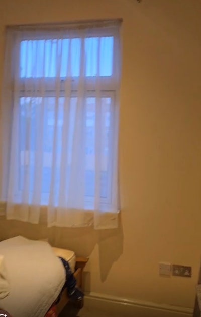 Single Room Available To Rent Main Photo