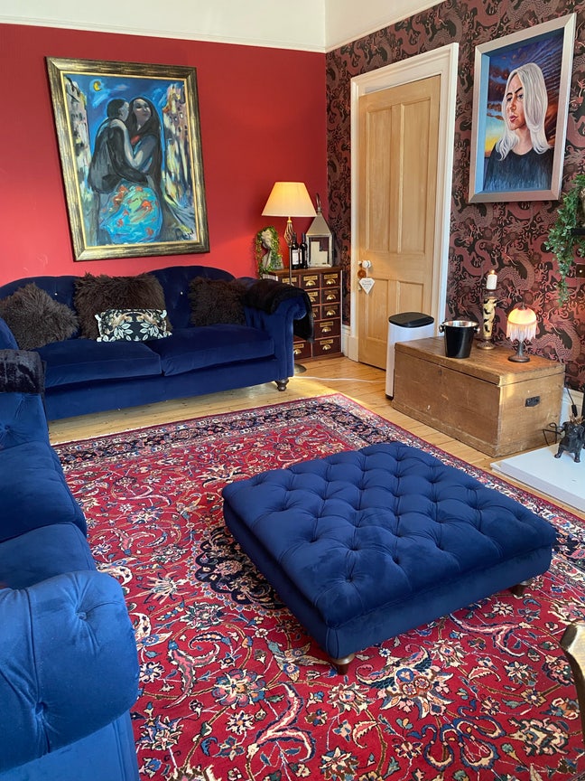 Classy city centre double room 15 May-31 July ONLY Main Photo