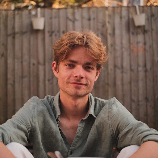 Freelance creative looking to form a house share Main Photo