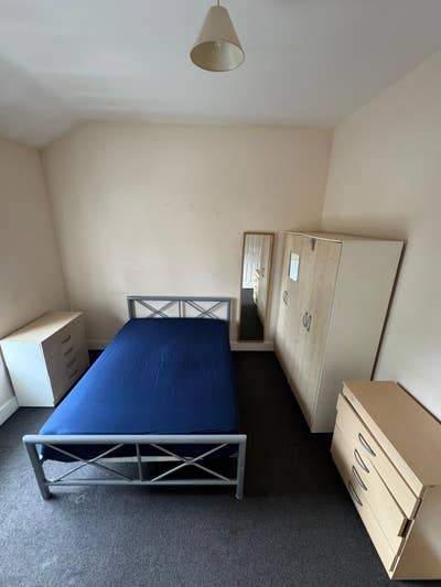 ✨ 🛌 Double Room to Let in - Willesden Junction Main Photo