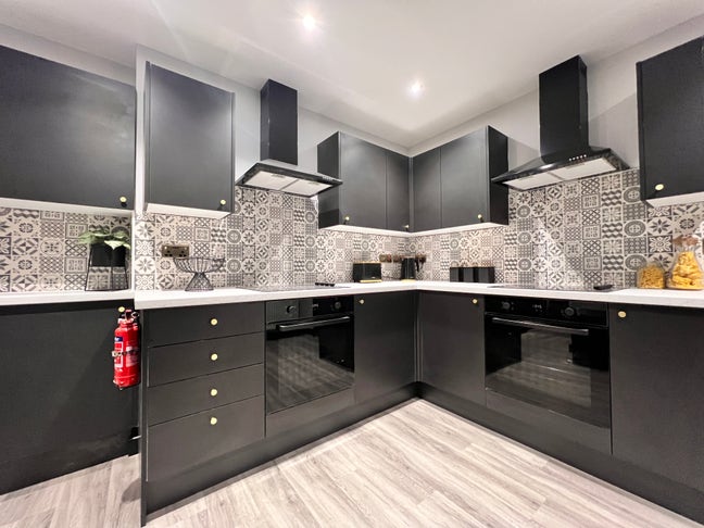 House Sharing, But Done Properly - FREE &pound;50 gift Main Photo