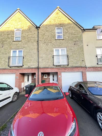 Large Double Room with En Suite  Shaftesbury Main Photo
