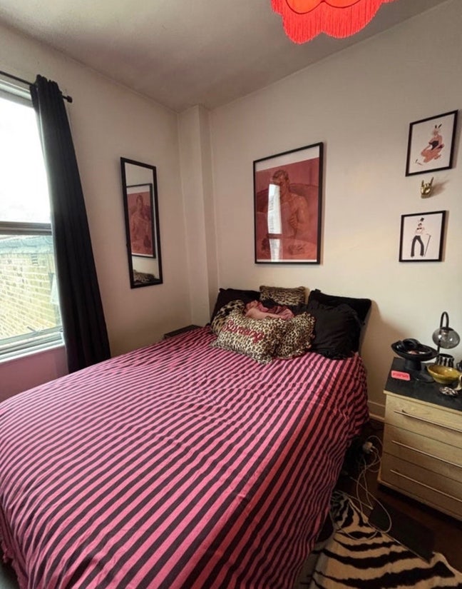 Double room available in friendly house Main Photo