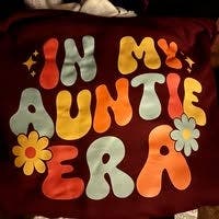 50 year old Female seeks a double room Main Photo