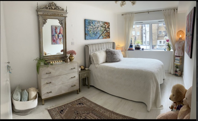 Luxurious one bedroom flat Main Photo