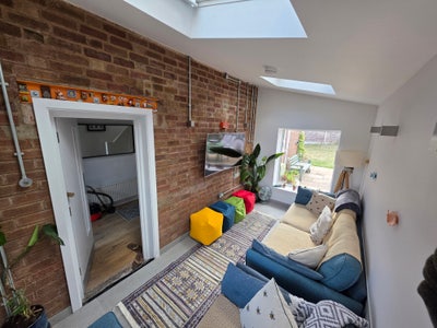 Lovely warm house Main Photo