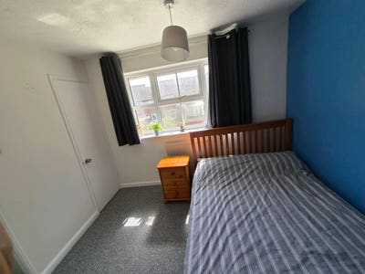 Lodger Required  Main Photo