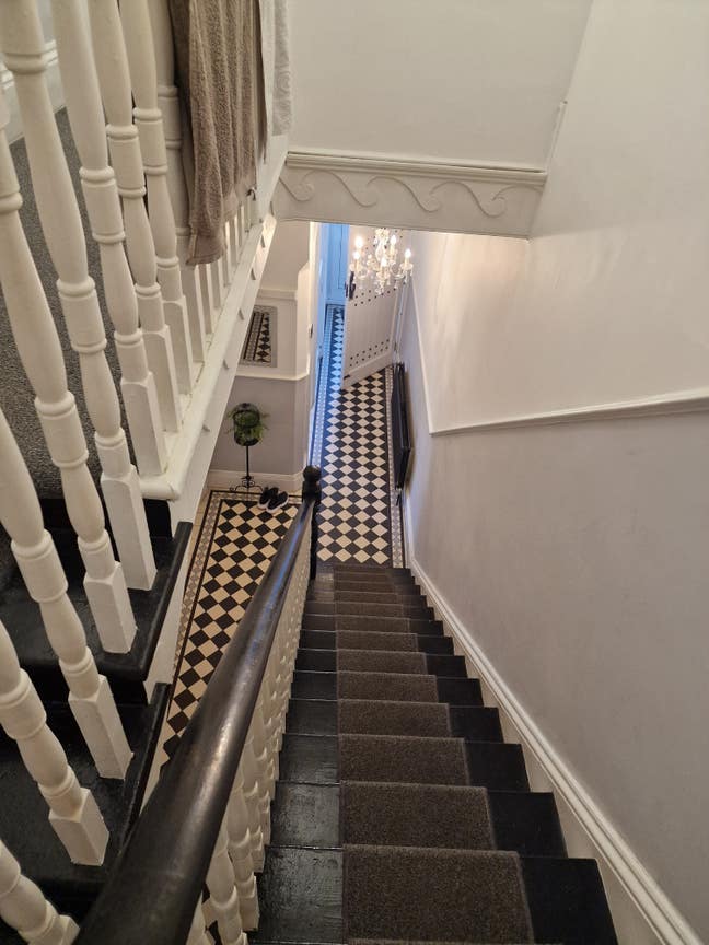 Room to rent- shared house Main Photo