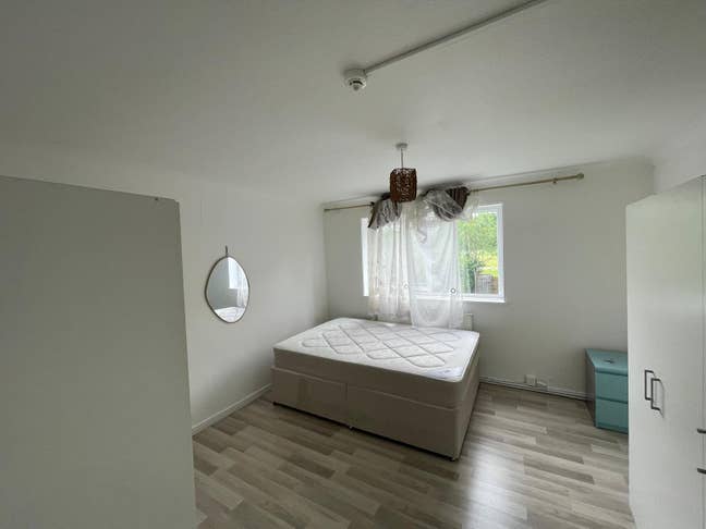 Double Room in Connibburrow  Main Photo