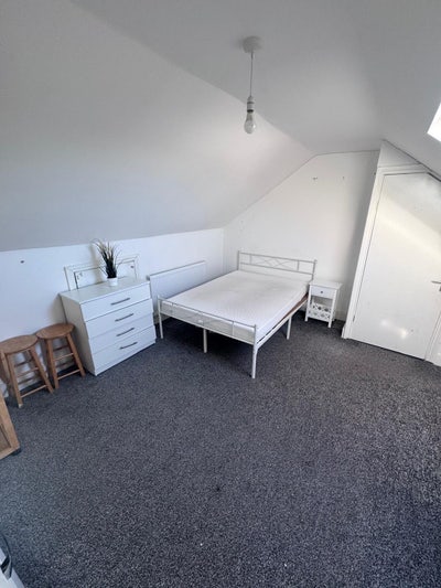✨🛏️ Double Room to Let in Streatham Main Photo