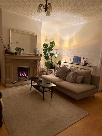 Double Room in Eccles / Monton  Main Photo