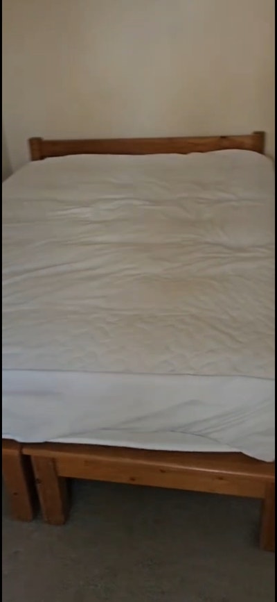Large Double Room Short Let Main Photo