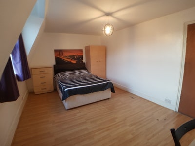 Book today!! XXL DBL,10min Liverpool Street St!! Main Photo