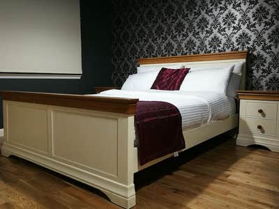Large ensuite bedroom close to city centre Main Photo