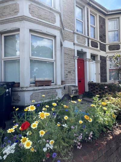 Newly renovated double rooms in Southville Main Photo